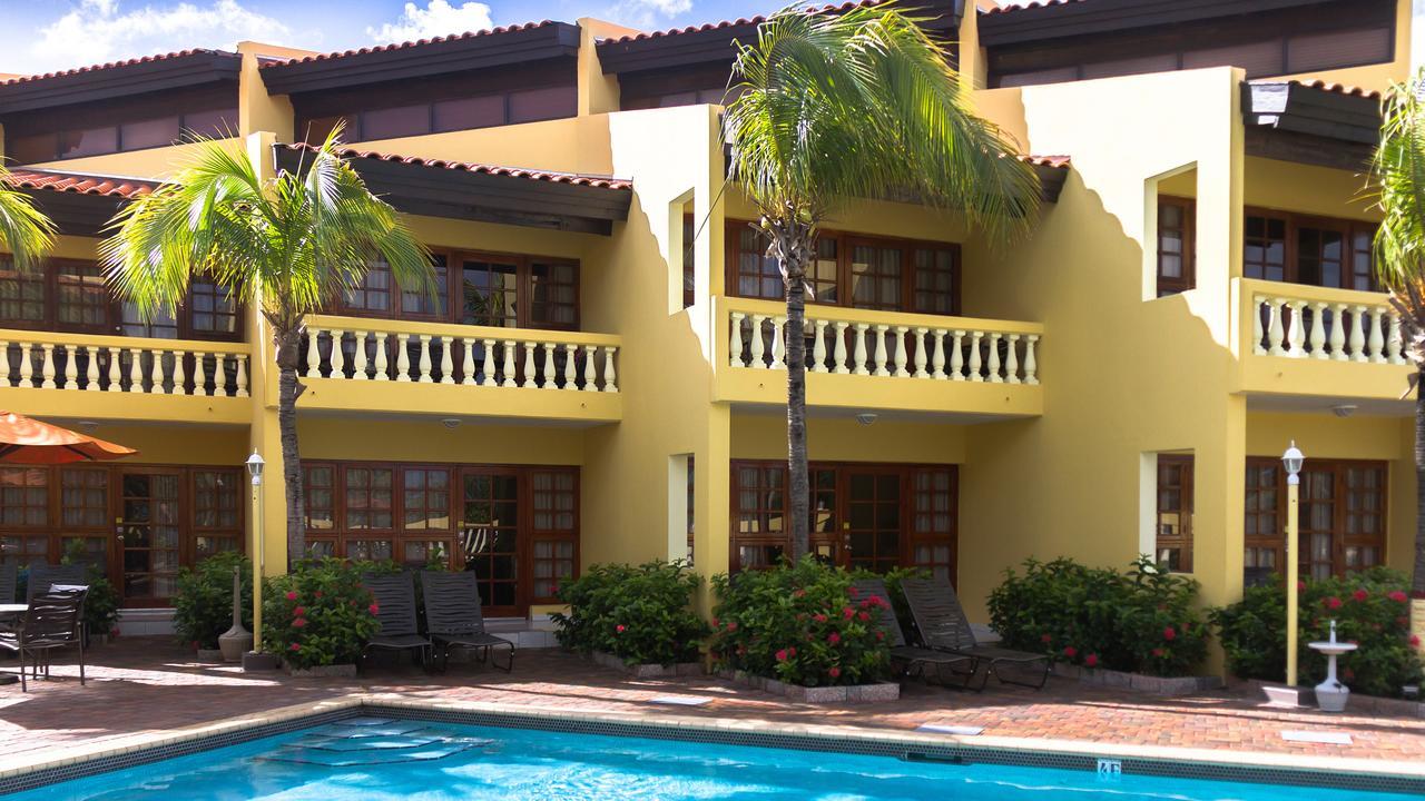 La Quinta Beach Resort Palm Beach Buitenkant foto